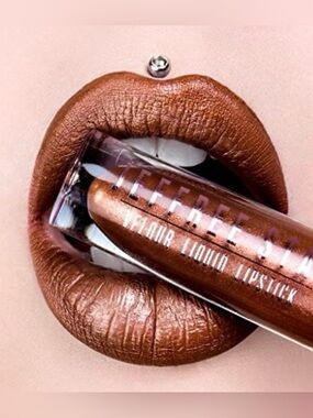 Jeffree Star Velour Liquid Lipstick in Fudge Pop